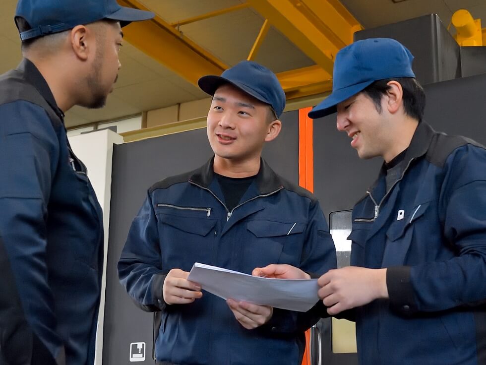 先輩社員の声